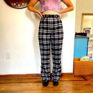 Never worn loose fitting plaid trouser from Reformation !